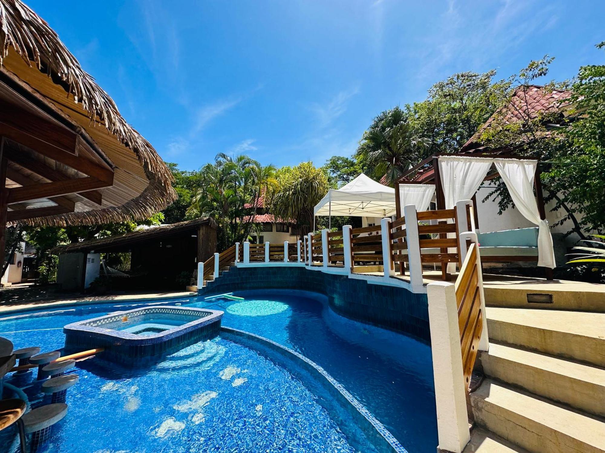 Hotel Luna Llena Тамариндо Экстерьер фото