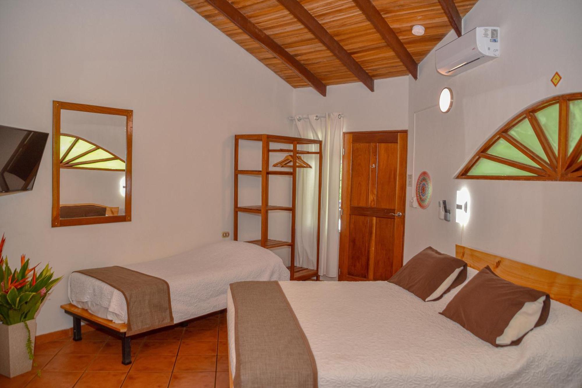 Hotel Luna Llena Тамариндо Экстерьер фото